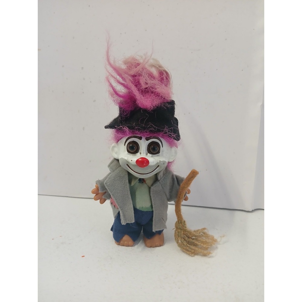Vintage‎ HOBO Russ Troll Doll Clown painted face 5" Fuchsia Hair Magical World